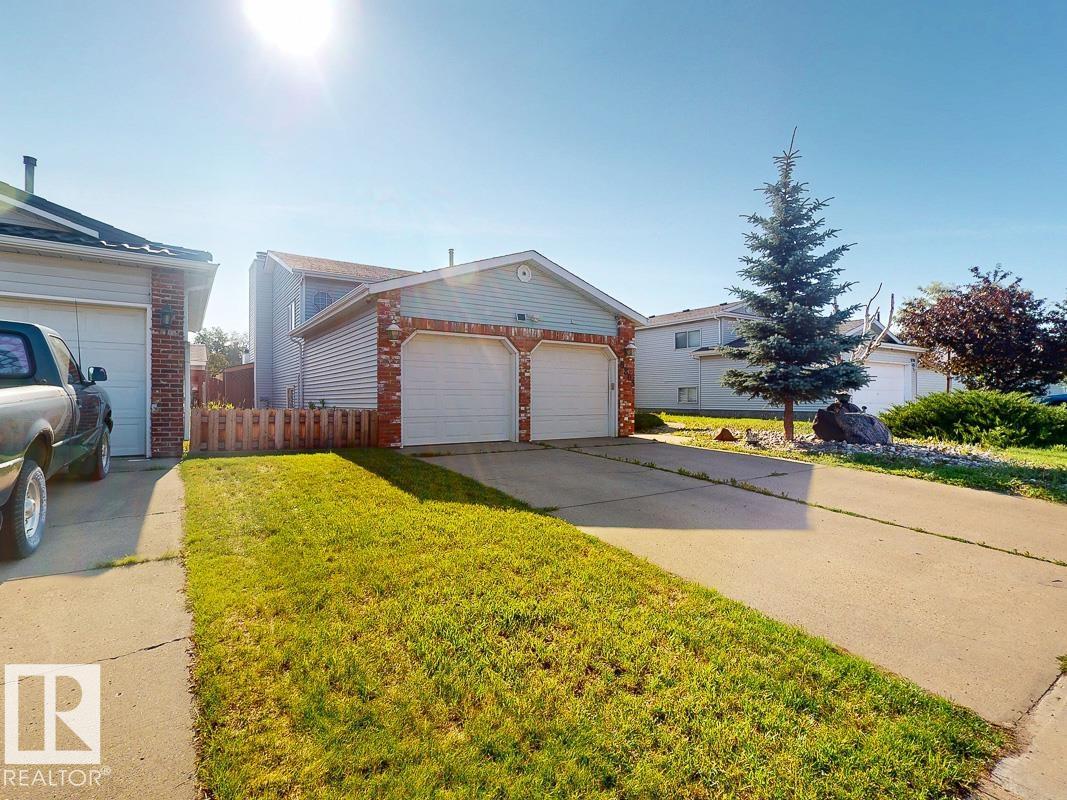 9803 185 St Nw, Edmonton, Alberta  T5T 3L7 - Photo 2 - E4464480