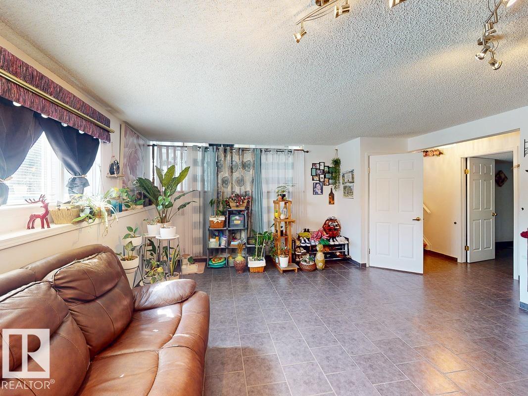 9803 185 St Nw, Edmonton, Alberta  T5T 3L7 - Photo 47 - E4464480