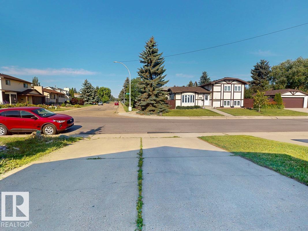 9803 185 St Nw, Edmonton, Alberta  T5T 3L7 - Photo 6 - E4464480