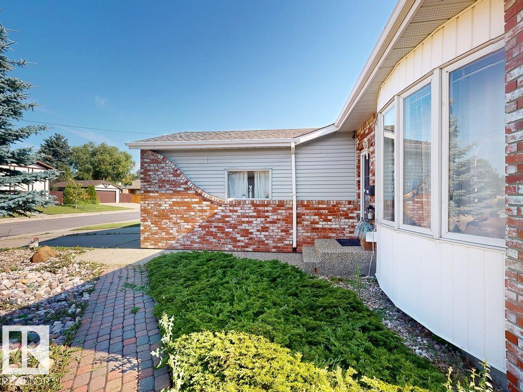 9803 185 St Nw, Edmonton, Alberta  T5T 3L7 - Photo 8 - E4464480