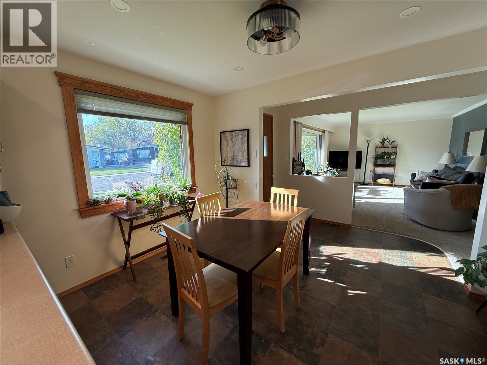 133 Birch Drive, Weyburn, Saskatchewan  S4H 0S6 - Photo 7 - SK022219