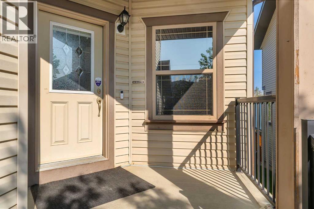 126 Tuscany Summit Heath Nw, Calgary, Alberta  T3L 0B9 - Photo 3 - A2255201