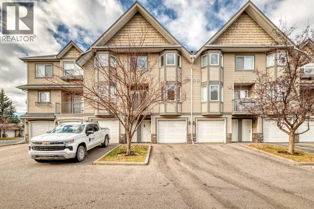 191 Cedarwood Lane Sw, Calgary, Alberta T2W 6J3 - Photo 1 - A2267113