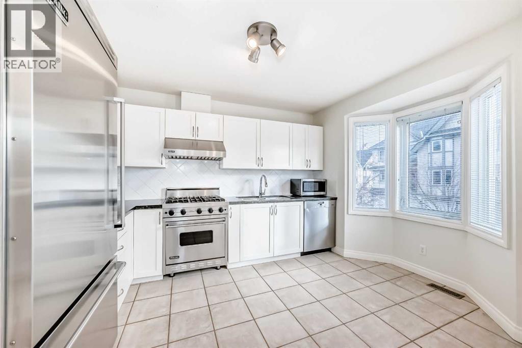 191 Cedarwood Lane Sw, Calgary, Alberta T2W 6J3 - Photo 4 - A2267113