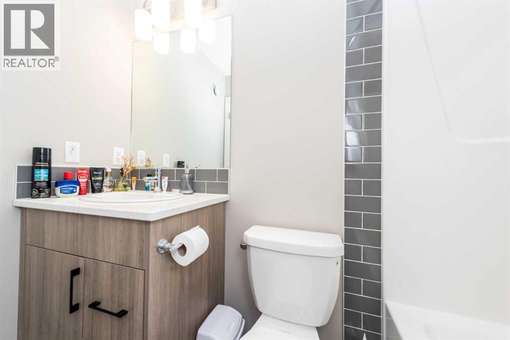 132 Highview Gate Se, Airdrie, Alberta  T4A 3L6 - Photo 28 - A2261164