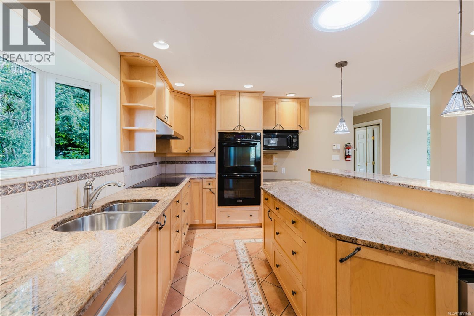 6912 Bayside Pl, Central Saanich, British Columbia  V8M 1B2 - Photo 14 - 1011687