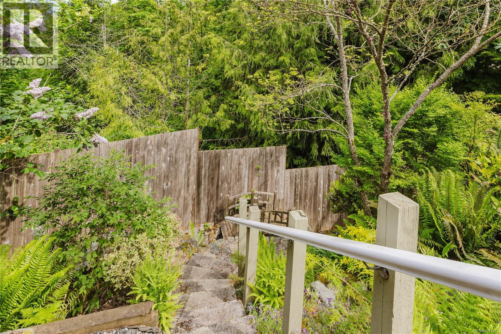 6912 Bayside Pl, Central Saanich, British Columbia  V8M 1B2 - Photo 30 - 1011687