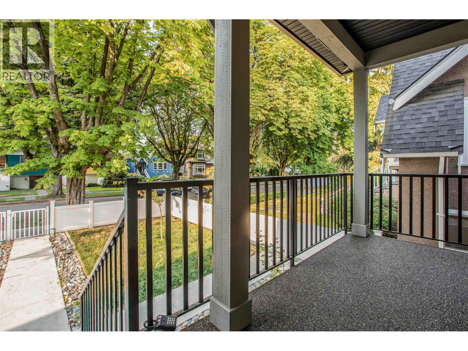 3336 W 14th Avenue, Vancouver, British Columbia  V6R 2V8 - Photo 3 - R3045245