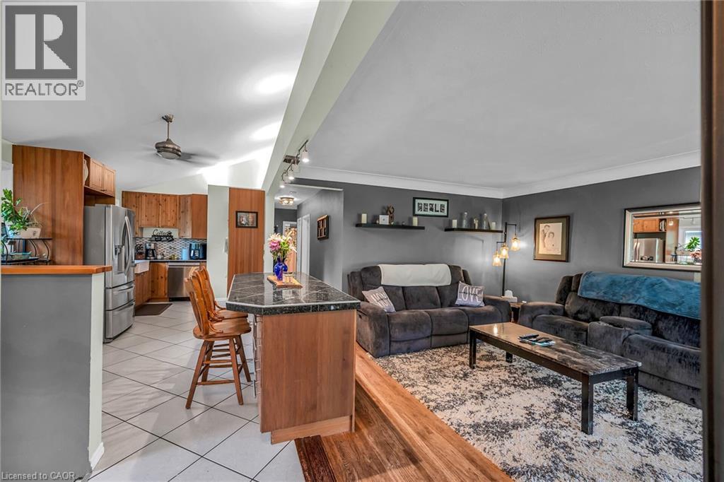 223 Berwick Street, Caledonia, Ontario  N3W 1G1 - Photo 4 - 40785013