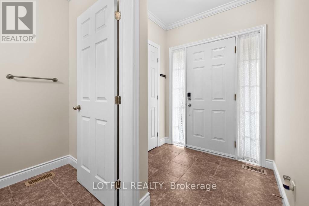 1008 Pinecrest Road, Ottawa, Ontario  K2B 6B5 - Photo 4 - X12501168