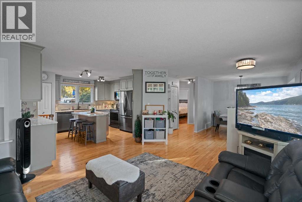 3735 66 Street, Camrose, Alberta  T4V 3H4 - Photo 6 - A2262241