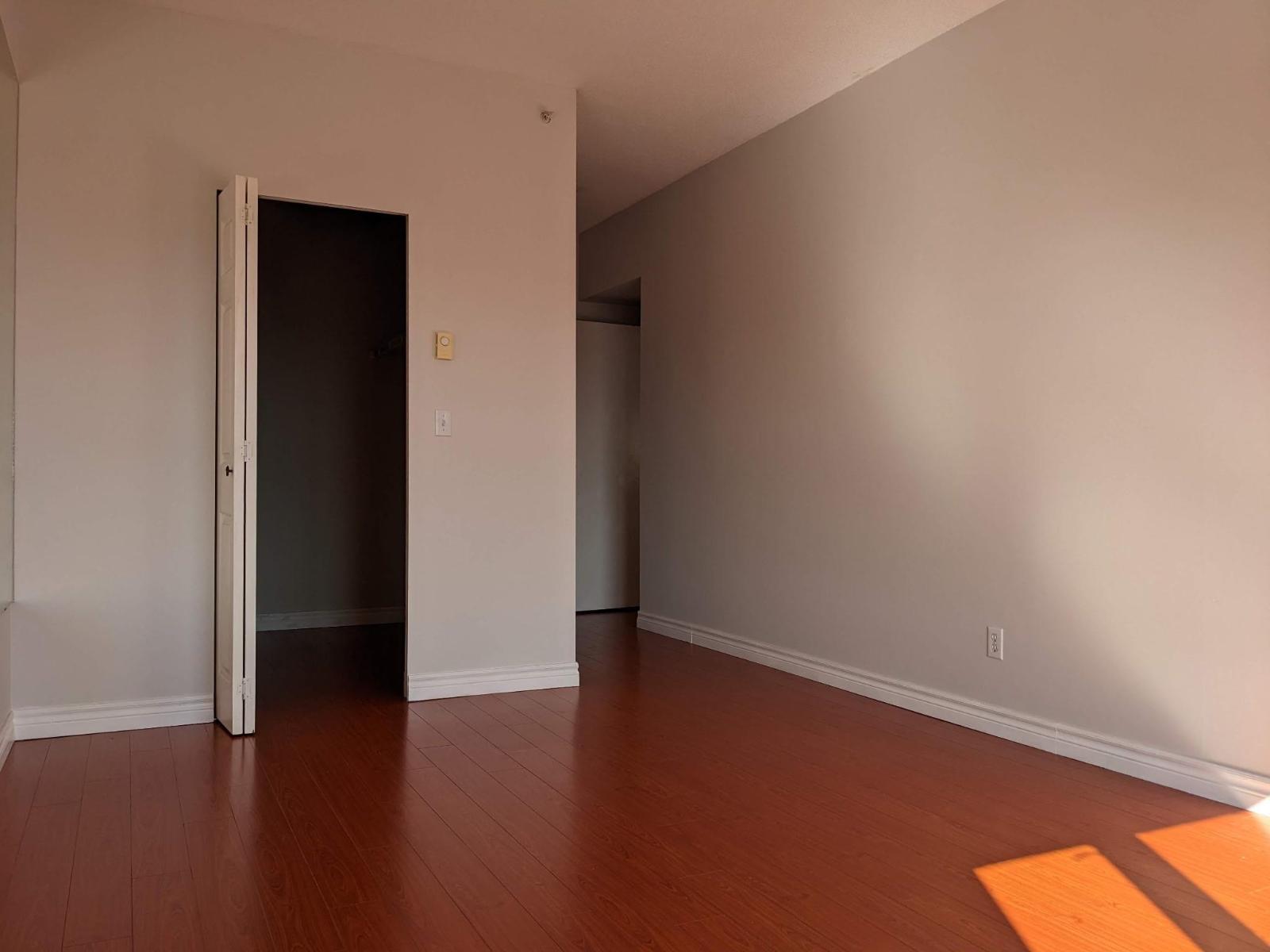 1505 9830 Whalley Boulevard, Surrey, British Columbia  V3T 5S7 - Photo 11 - R3063175