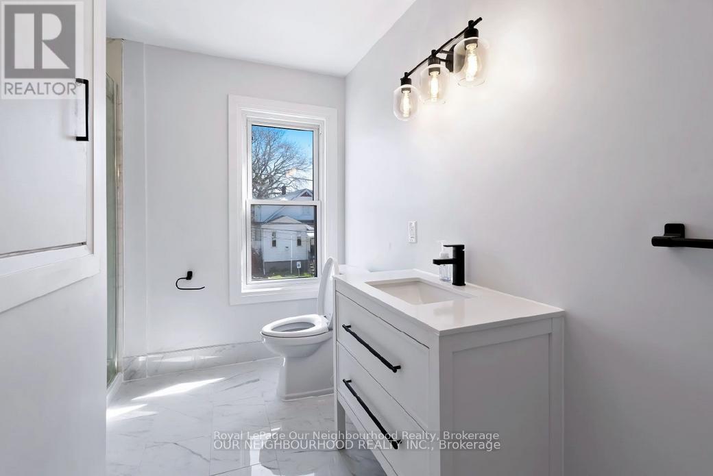 5749 Summer Street, Niagara Falls, Ontario  L2G 1M5 - Photo 15 - X12501164