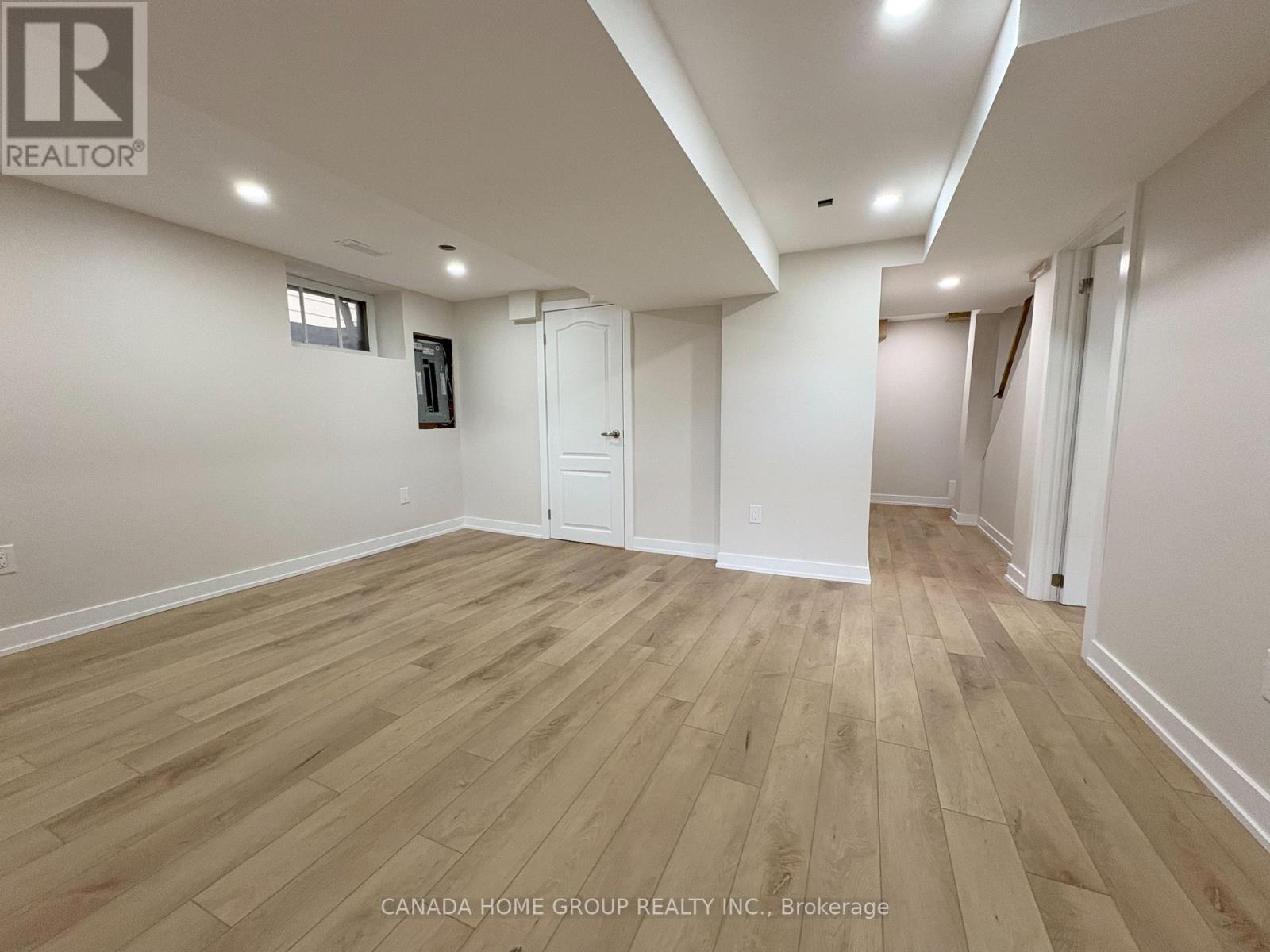 Lower - 265 West 17th Street, Hamilton, Ontario  L9C 4G1 - Photo 6 - X12501178