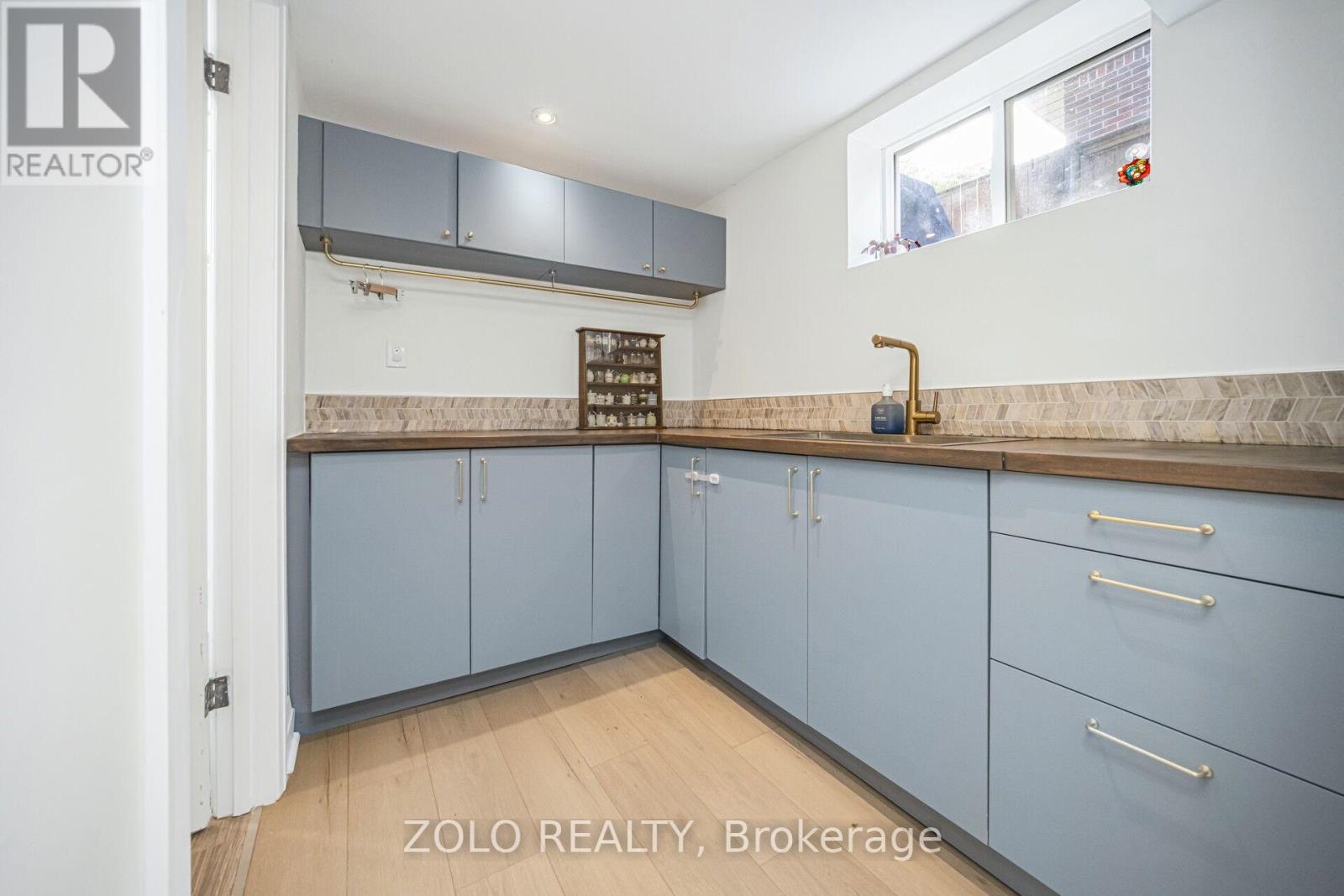 115 Welbourn Drive, Hamilton, Ontario  L9A 3N5 - Photo 14 - X12501180