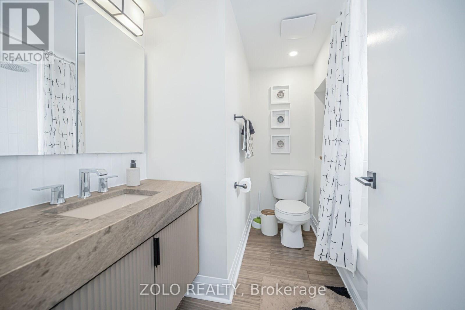 115 Welbourn Drive, Hamilton, Ontario  L9A 3N5 - Photo 15 - X12501180