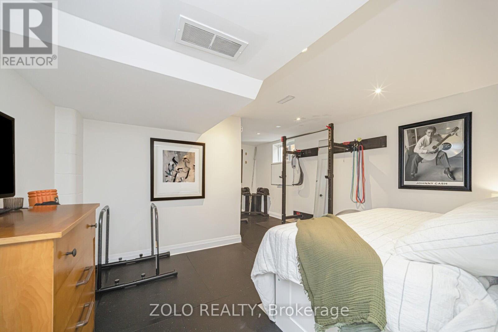 115 Welbourn Drive, Hamilton, Ontario  L9A 3N5 - Photo 16 - X12501180