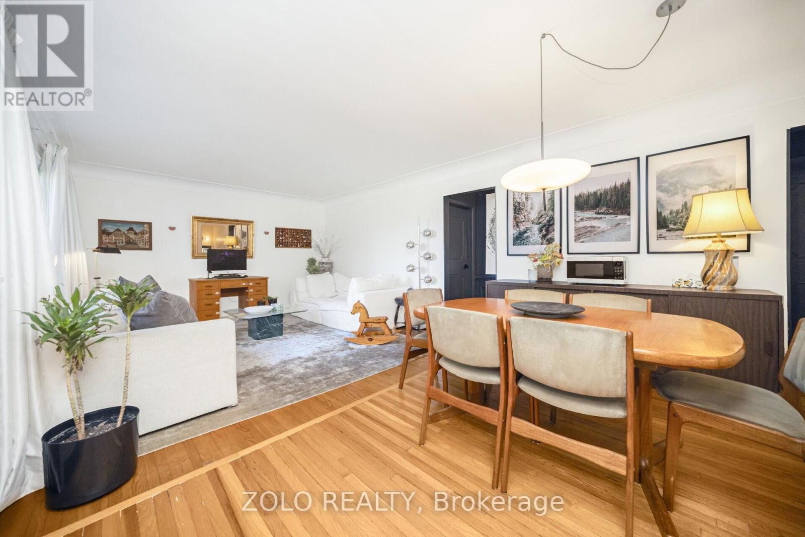 115 Welbourn Drive, Hamilton, Ontario  L9A 3N5 - Photo 3 - X12501180