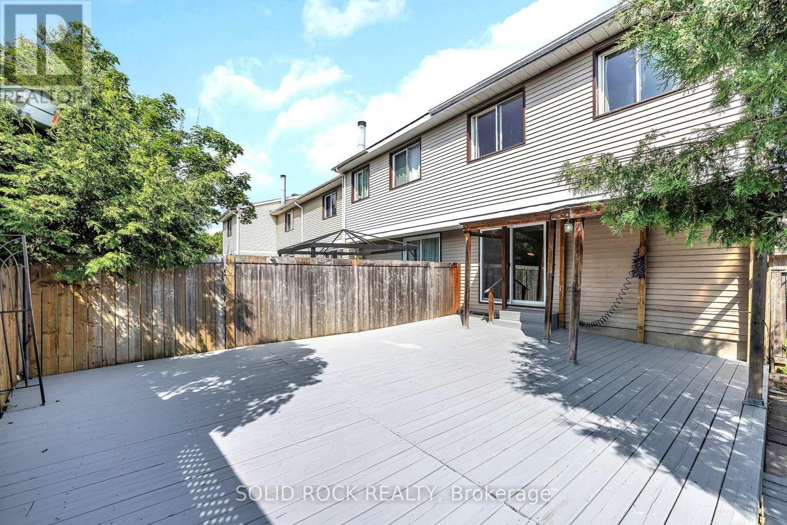 348 Monica Crescent, Ottawa, Ontario  K1E 3N5 - Photo 21 - X12501186