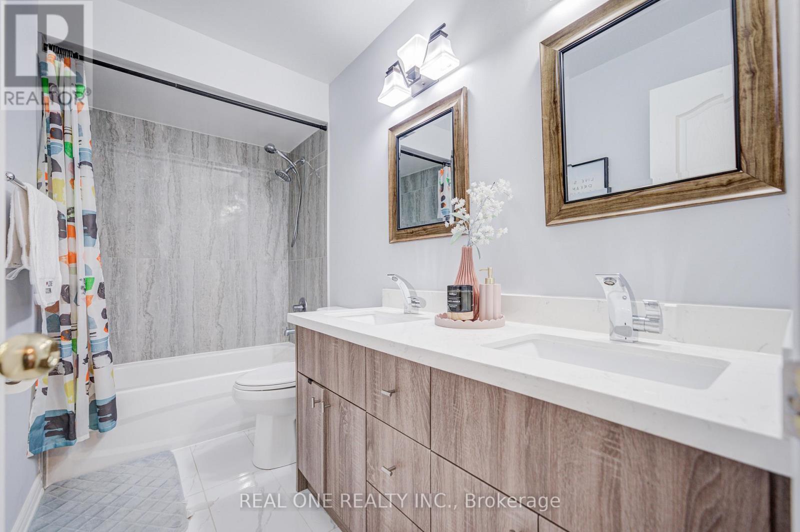 178 Hawker Road, Vaughan, Ontario  L6A 2J6 - Photo 19 - N12493916