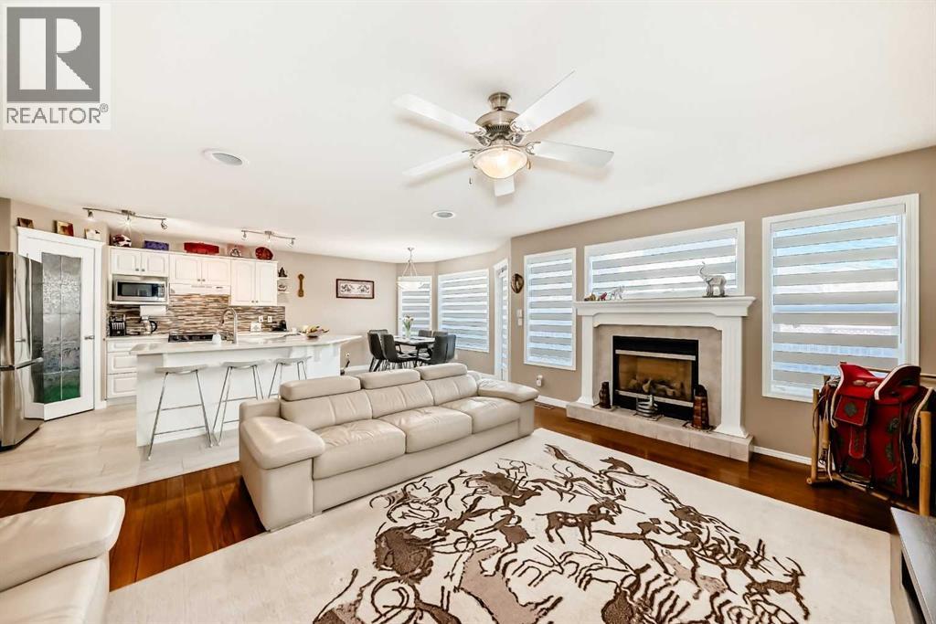 54 New Brighton Manor Se, Calgary, Alberta  T2Z 4J3 - Photo 3 - A2268108