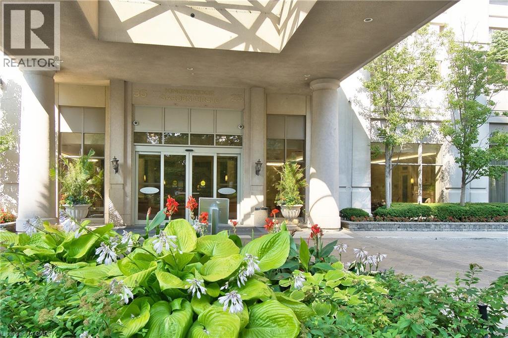 25 Kingsbridge Garden Circle, Mississauga, Ontario  L5R 4B1 - Photo 16 - 40785010