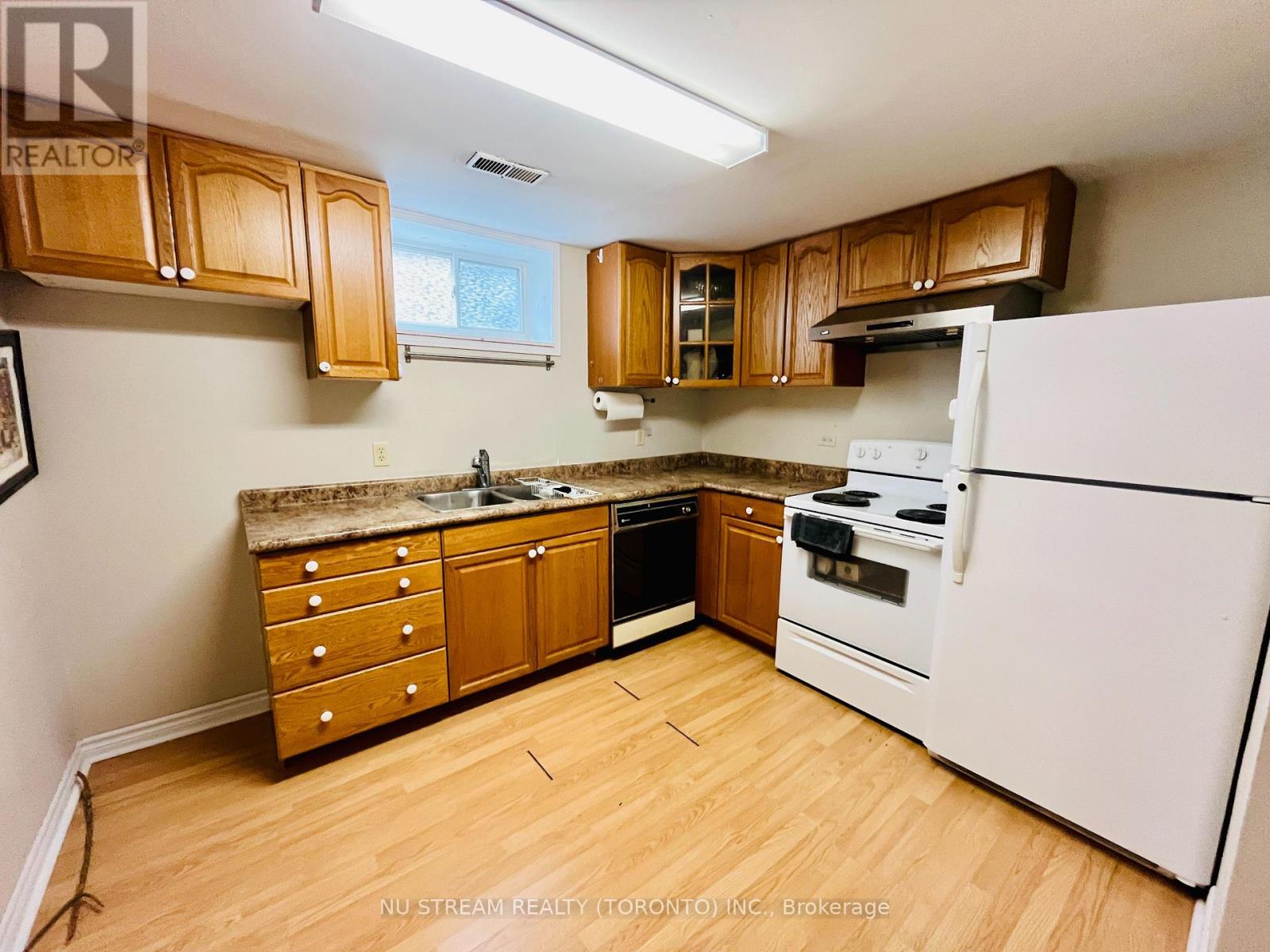 Basmt - 10 Southdale Drive, Markham, Ontario  L3P 1J7 - Photo 15 - N12501190