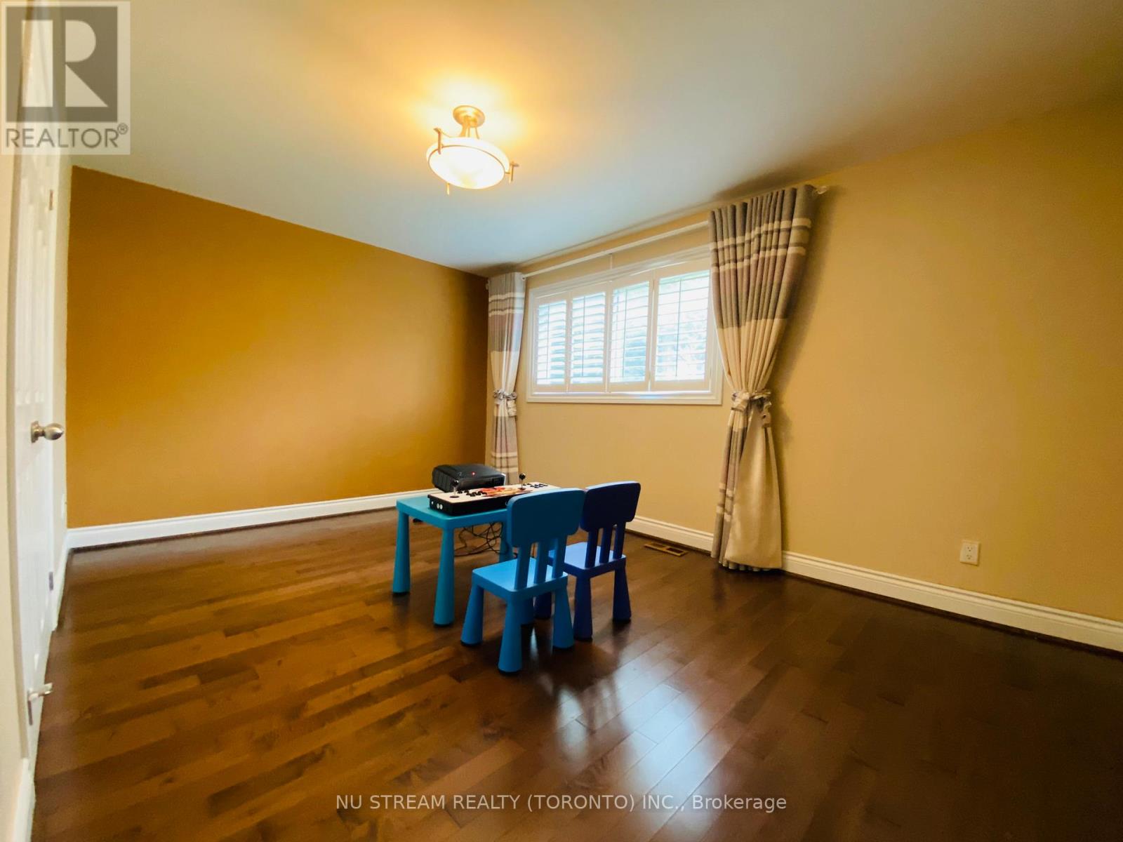 Basmt - 10 Southdale Drive, Markham, Ontario  L3P 1J7 - Photo 7 - N12501190