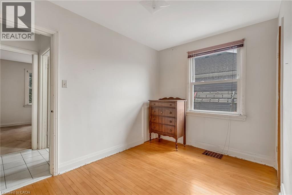 113 East 38th Street, Hamilton, Ontario  L8V 4E8 - Photo 6 - 40758539