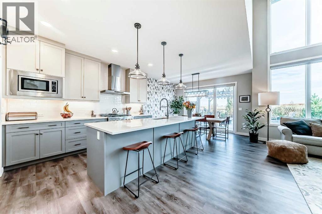 204 Sunrise Common, Cochrane, Alberta  T4C 2R9 - Photo 7 - A2260174