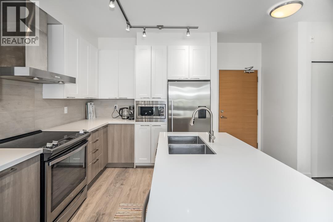 303 611 Regan Avenue, Coquitlam, British Columbia  V3J 0E5 - Photo 8 - R3008356