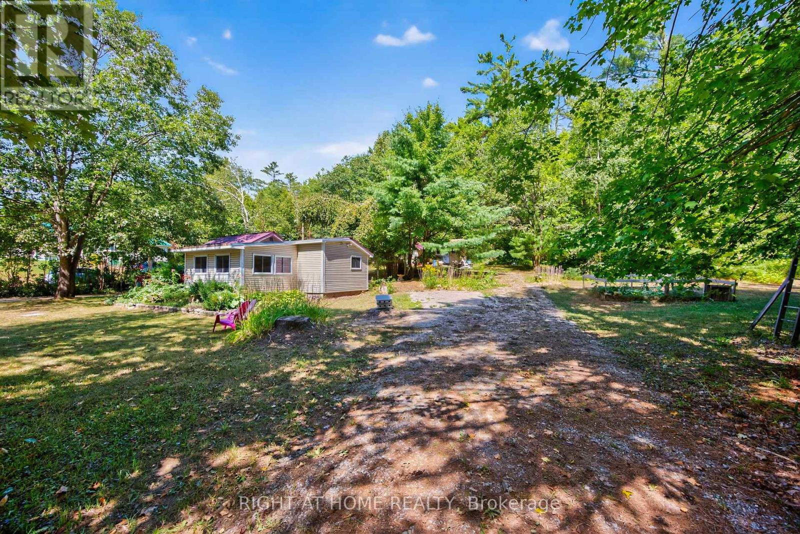 1350 Coopers Falls Road, Ramara, Ontario  L0K 2B0 - Photo 15 - S12355391