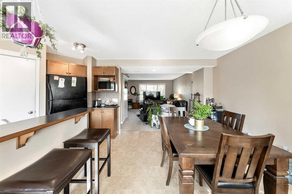 83 Prestwick Bay Se, Calgary, Alberta T2Z 4S4 - Photo 10 - A2260233