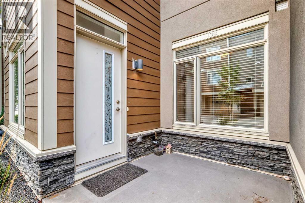 108, 7 Westpark Common Sw, Calgary, Alberta  T3H 0Y4 - Photo 2 - A2261702