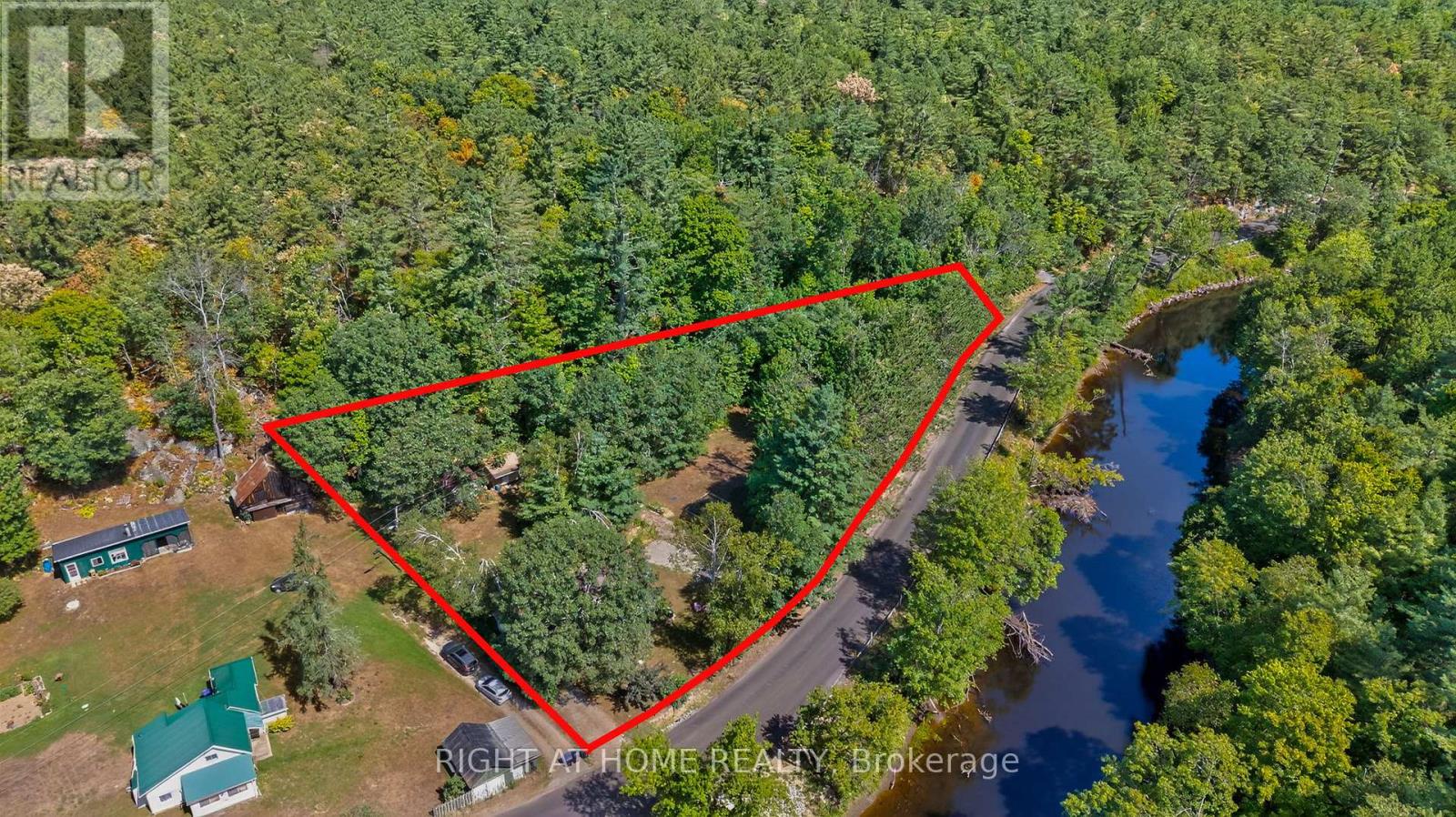 1340 Coopers Falls Road, Ramara, Ontario  L0K 2B0 - Photo 2 - S12355398