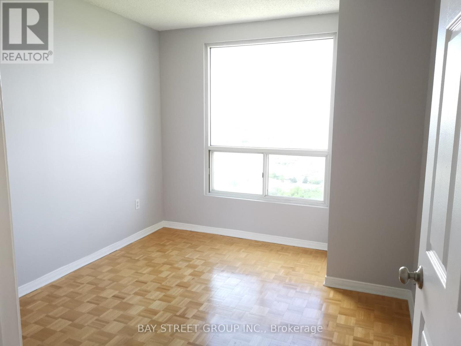 3710 - 7 Concorde Place, Toronto, Ontario  M3C 3N4 - Photo 12 - C12501194