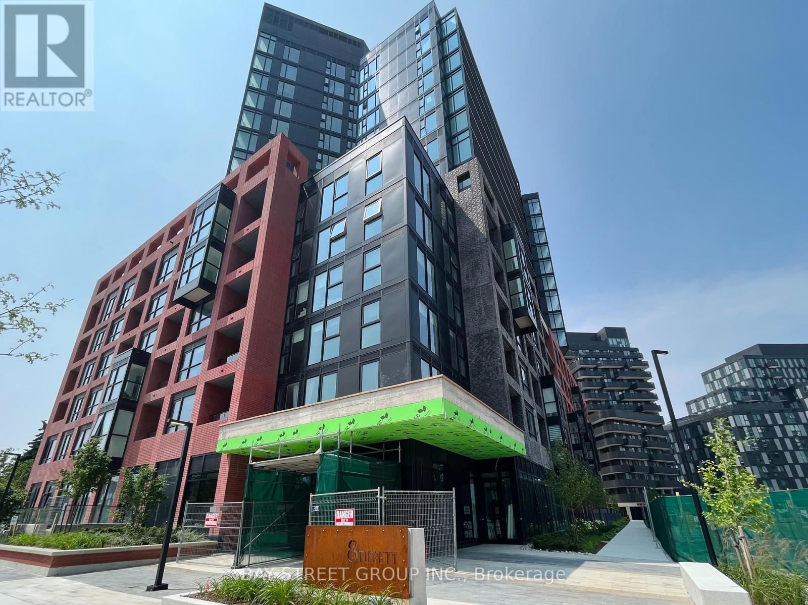 817 - 8 Tippett Rd Road, Toronto, Ontario  M3H 0E7 - Photo 3 - C12501212