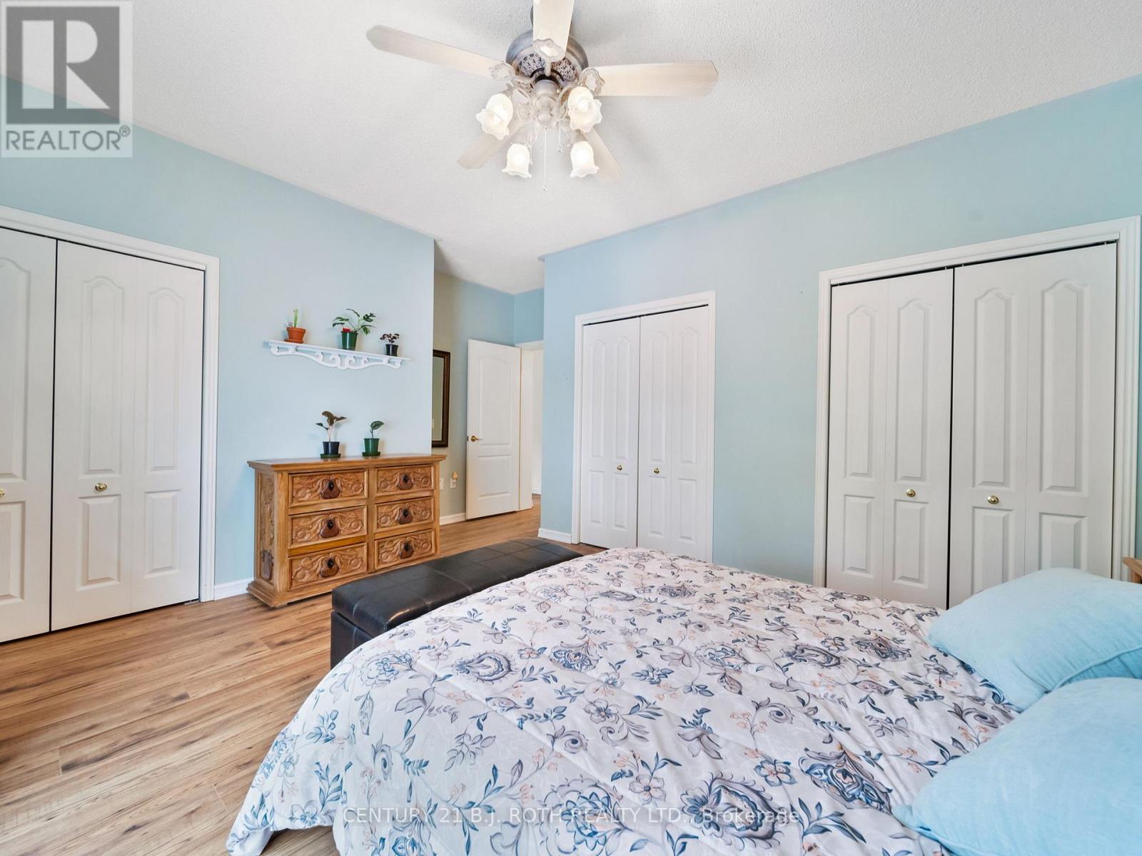 4 Beechwood Crescent, Oro-Medonte, Ontario  L0L 1T0 - Photo 19 - S12501198