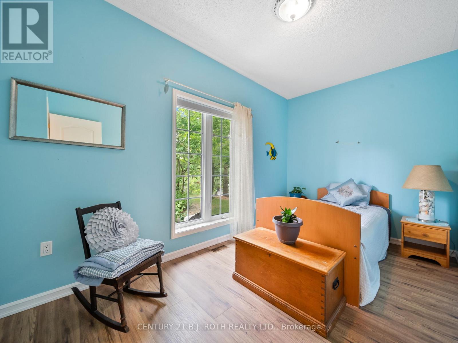 4 Beechwood Crescent, Oro-Medonte, Ontario  L0L 1T0 - Photo 21 - S12501198