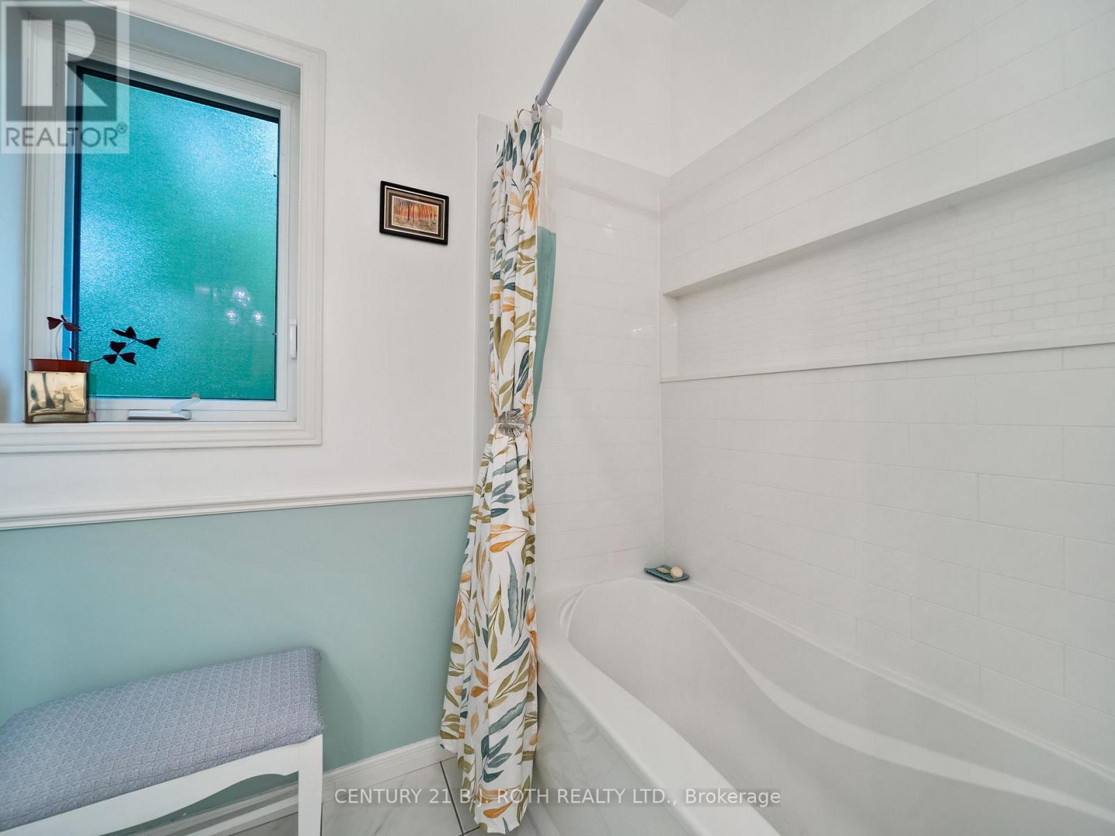 4 Beechwood Crescent, Oro-Medonte, Ontario  L0L 1T0 - Photo 23 - S12501198