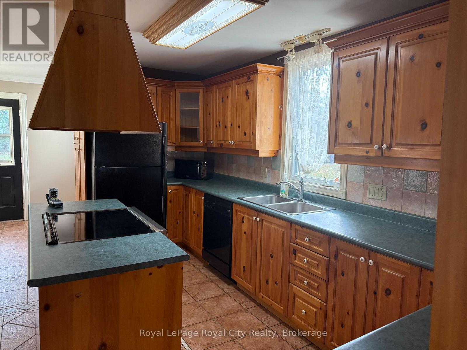 1 Kenneth Avenue, Erin, Ontario  N0B 1T0 - Photo 4 - X12500238