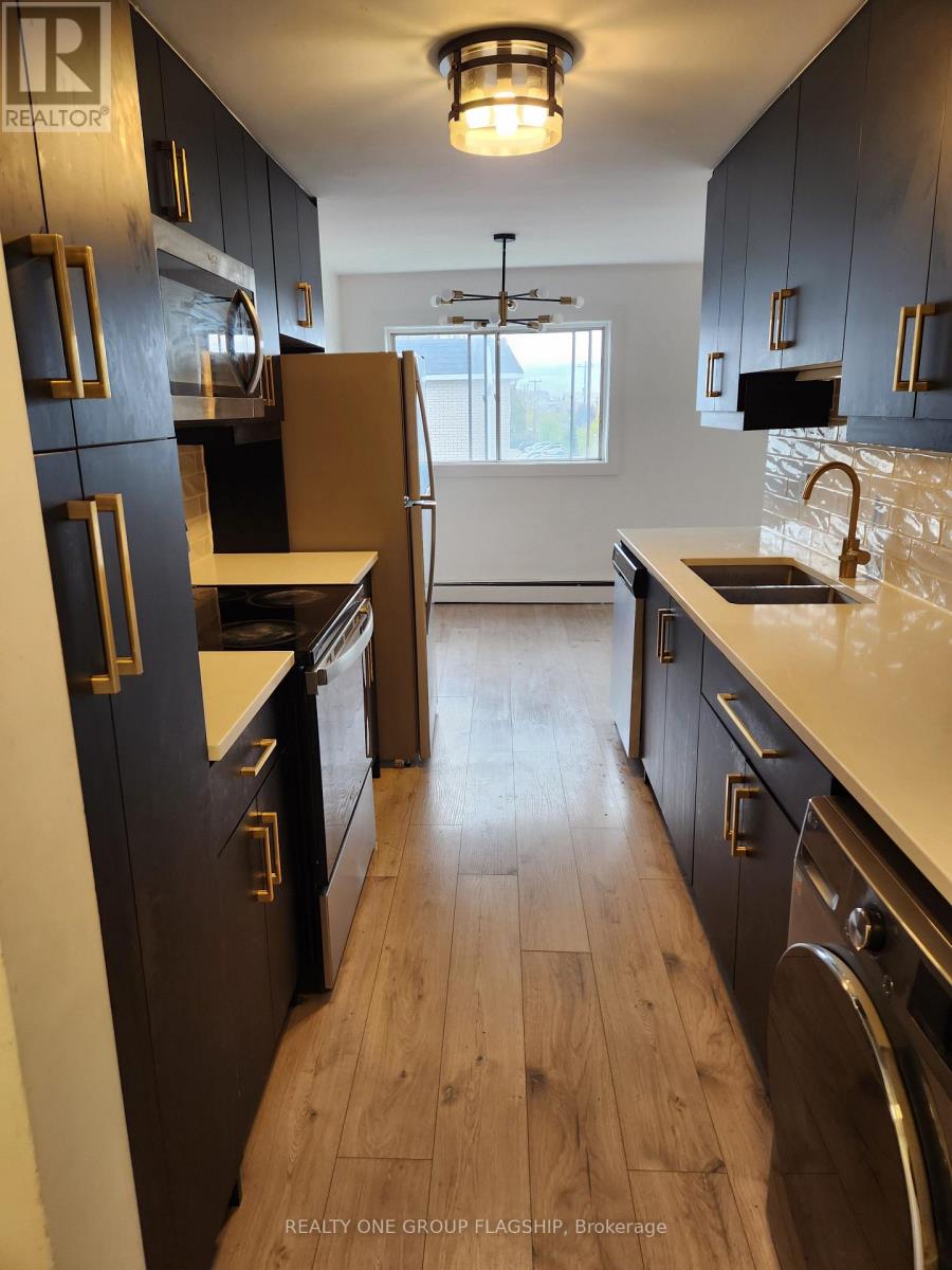 44 - 267 TRAYNOR AVENUE, Kitchener, Ontario