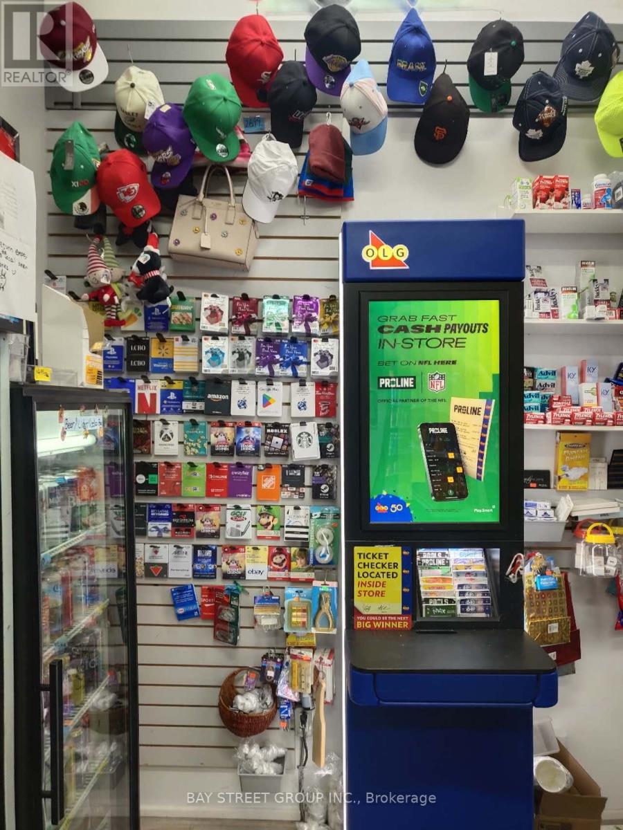 419 King Street E, Hamilton, Ontario  L8N 1C5 - Photo 2 - X12501196