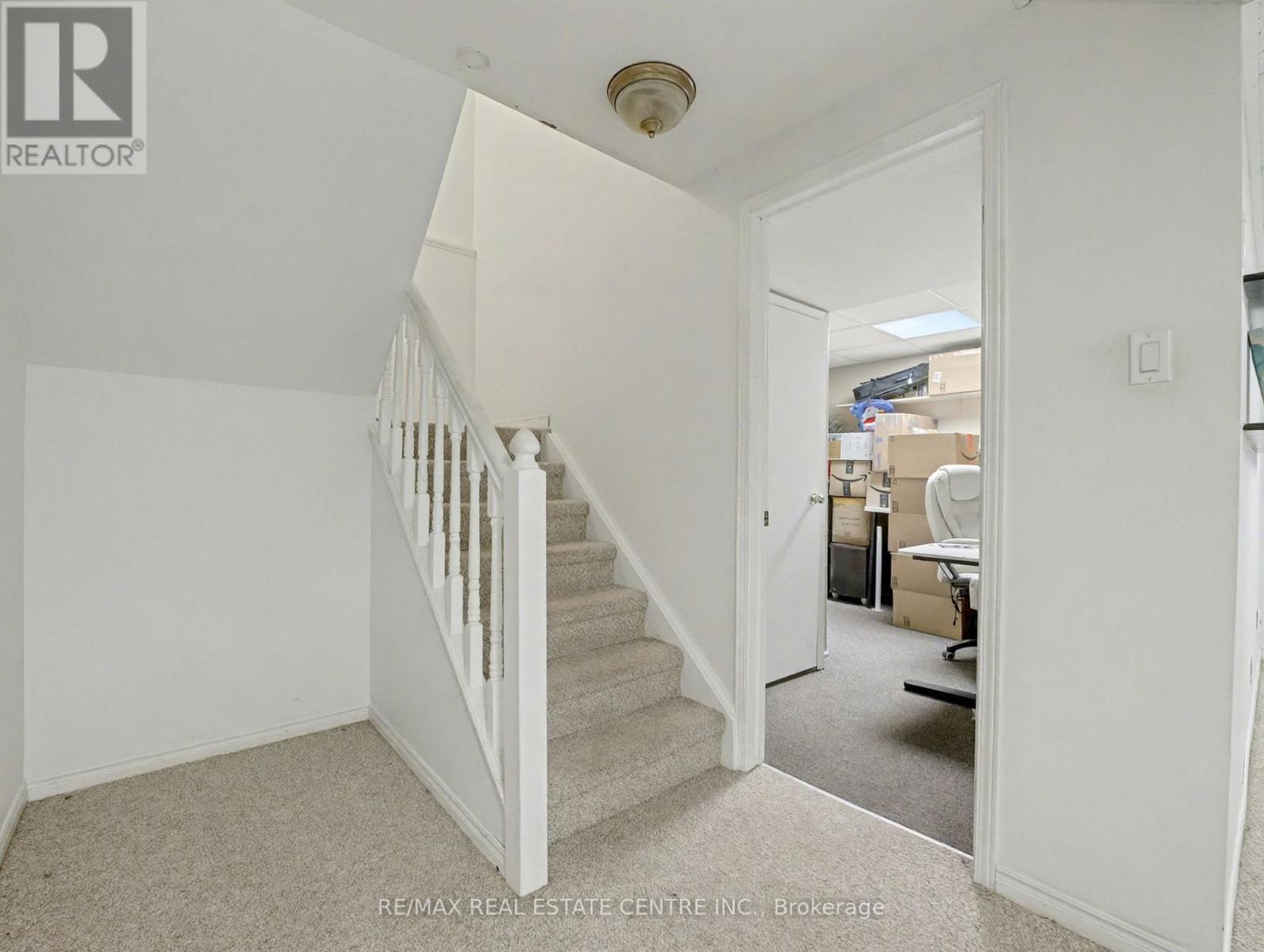 635 Rexford Drive, Hamilton, Ontario  L8W 3E7 - Photo 35 - X12501200