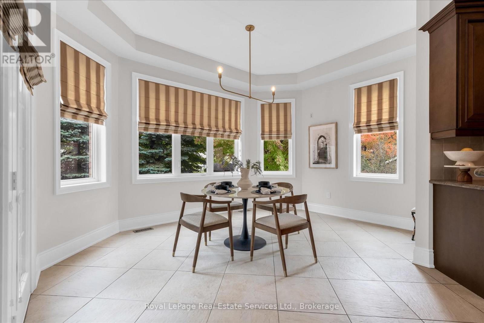 3340 Mistwell Crescent, Oakville, Ontario  L6L 0A3 - Photo 15 - W12491100