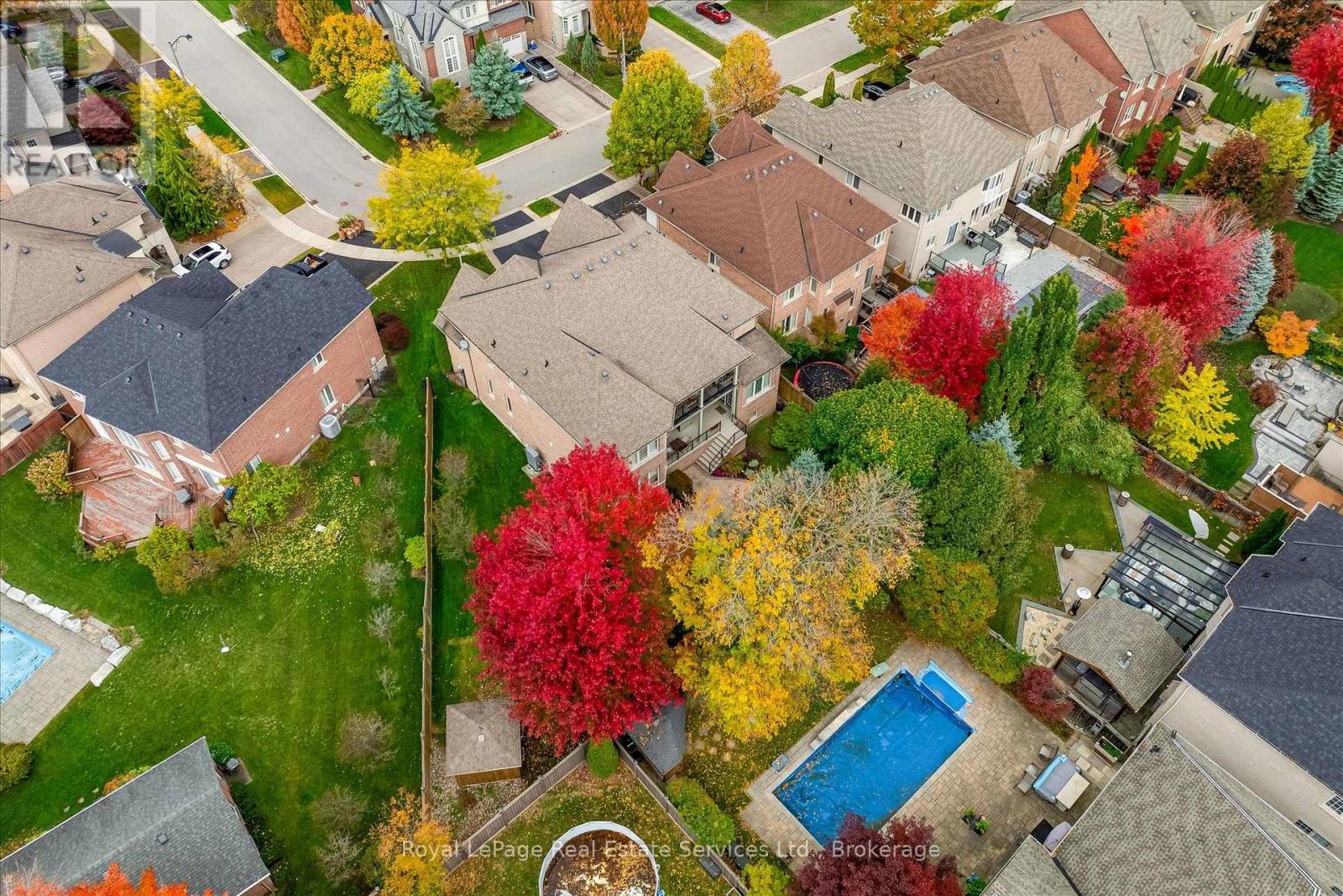 3340 Mistwell Crescent, Oakville, Ontario  L6L 0A3 - Photo 45 - W12491100