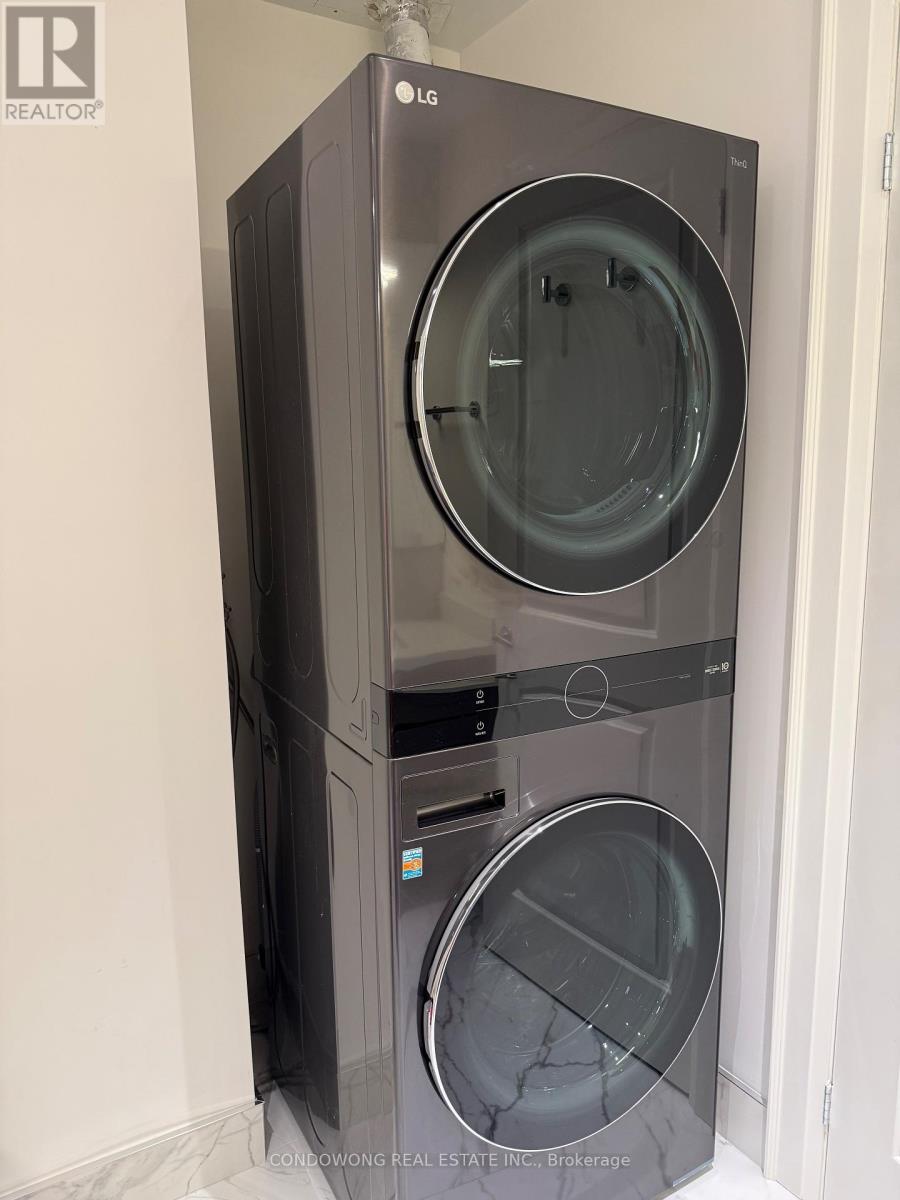 906 - 25 Scrivener Square, Toronto, Ontario  M4W 3Y6 - Photo 14 - C12499992