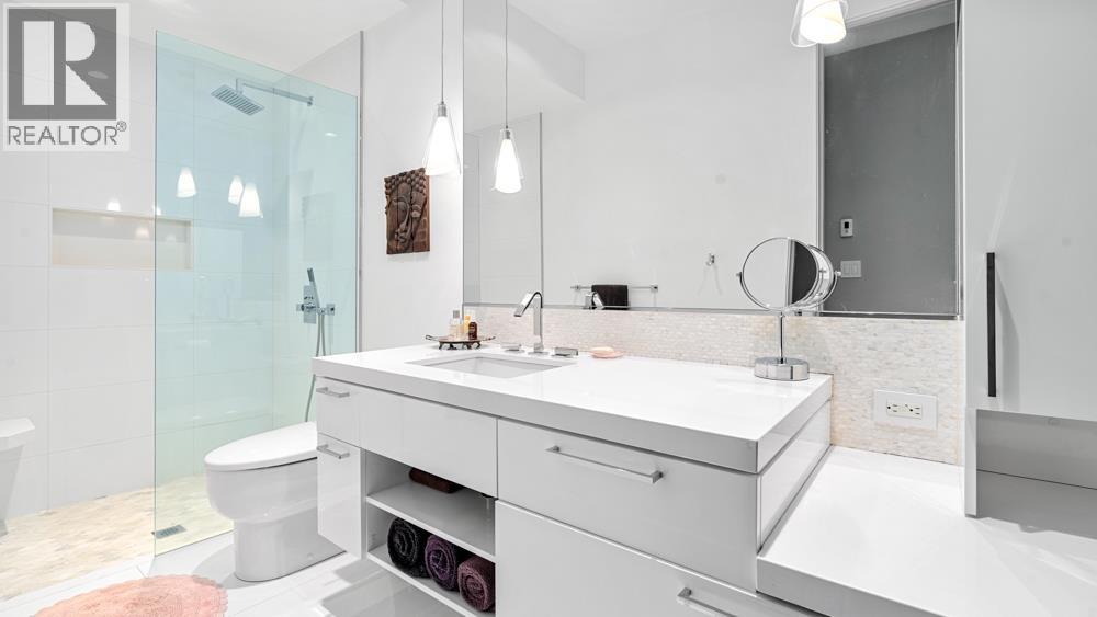 2650 Rosebery Avenue, West Vancouver, British Columbia  V7V 3A2 - Photo 34 - R3063891