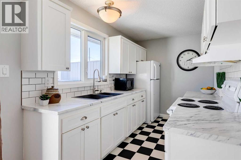 7630 22a Street Se, Calgary, Alberta  T2C 1Y7 - Photo 9 - A2267521