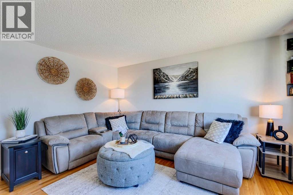 7630 22a Street Se, Calgary, Alberta  T2C 1Y7 - Photo 1 - A2267521